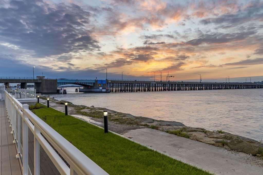 Cambria Hotel Ocean City - Bayfront Exterior photo